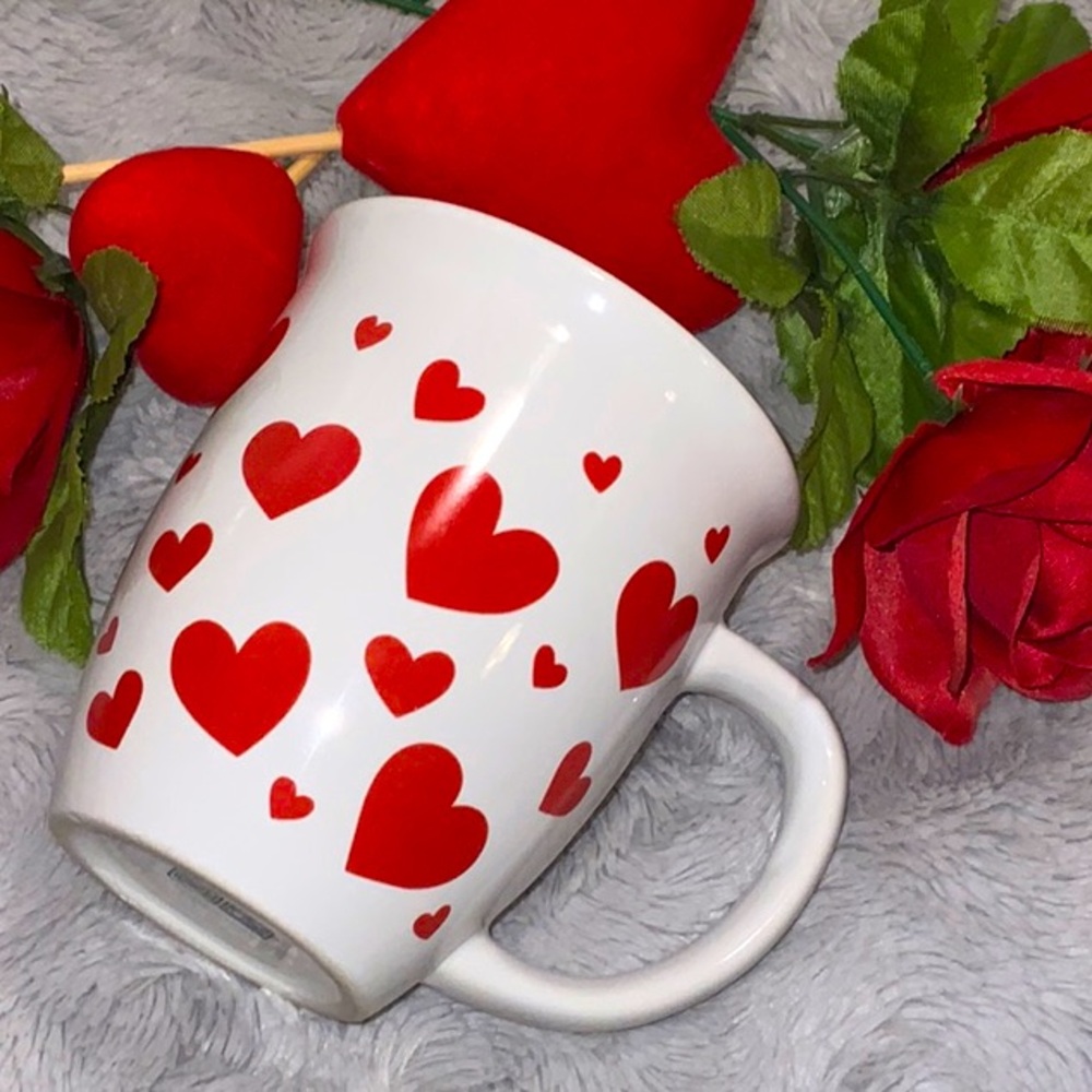 3$🤩Heart Patterned White Mug🌹